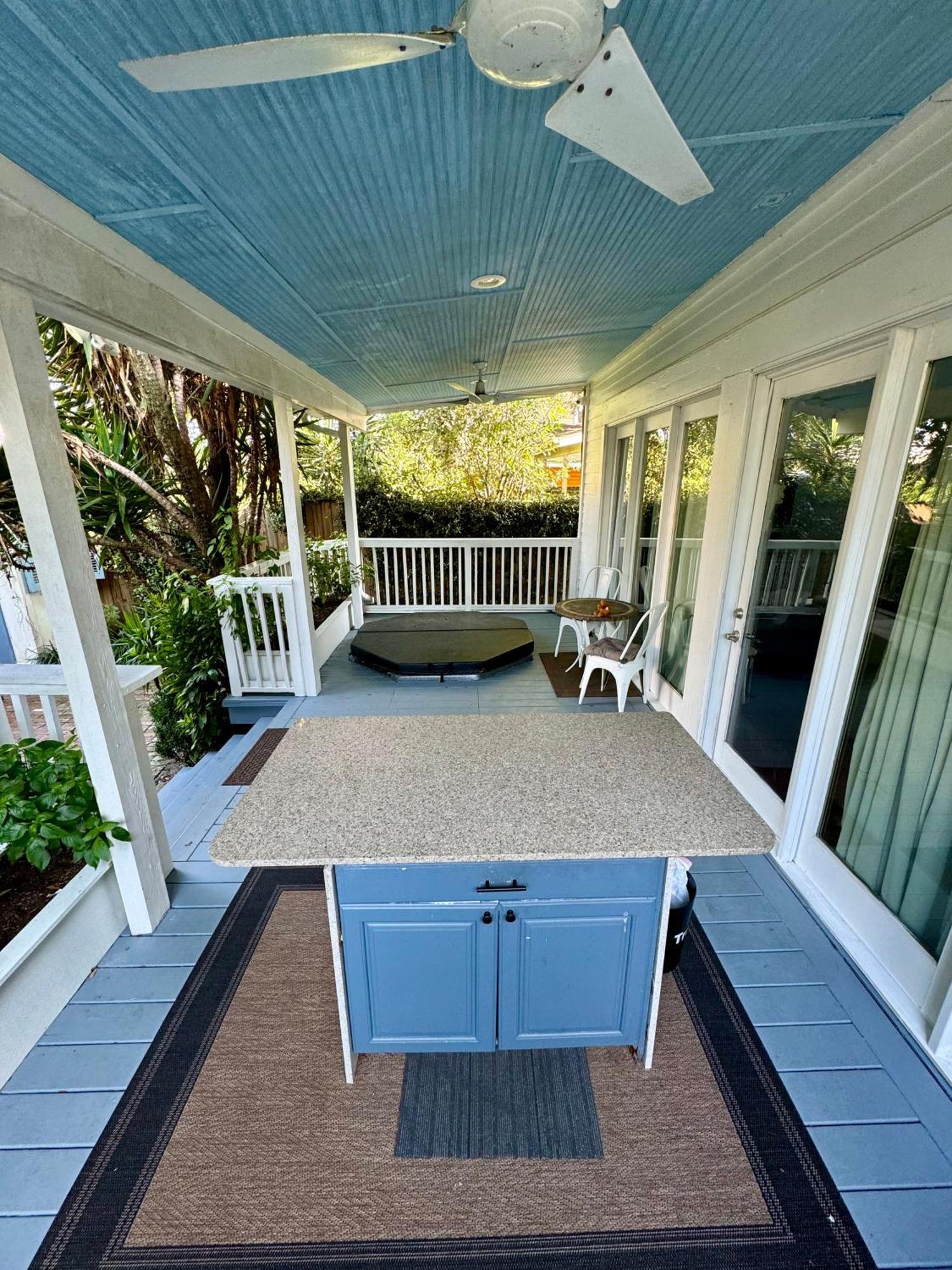 One Bedroom Apartment With Hot Tub 2 Blocks To Magazine Street New Orleans Exteriör bild