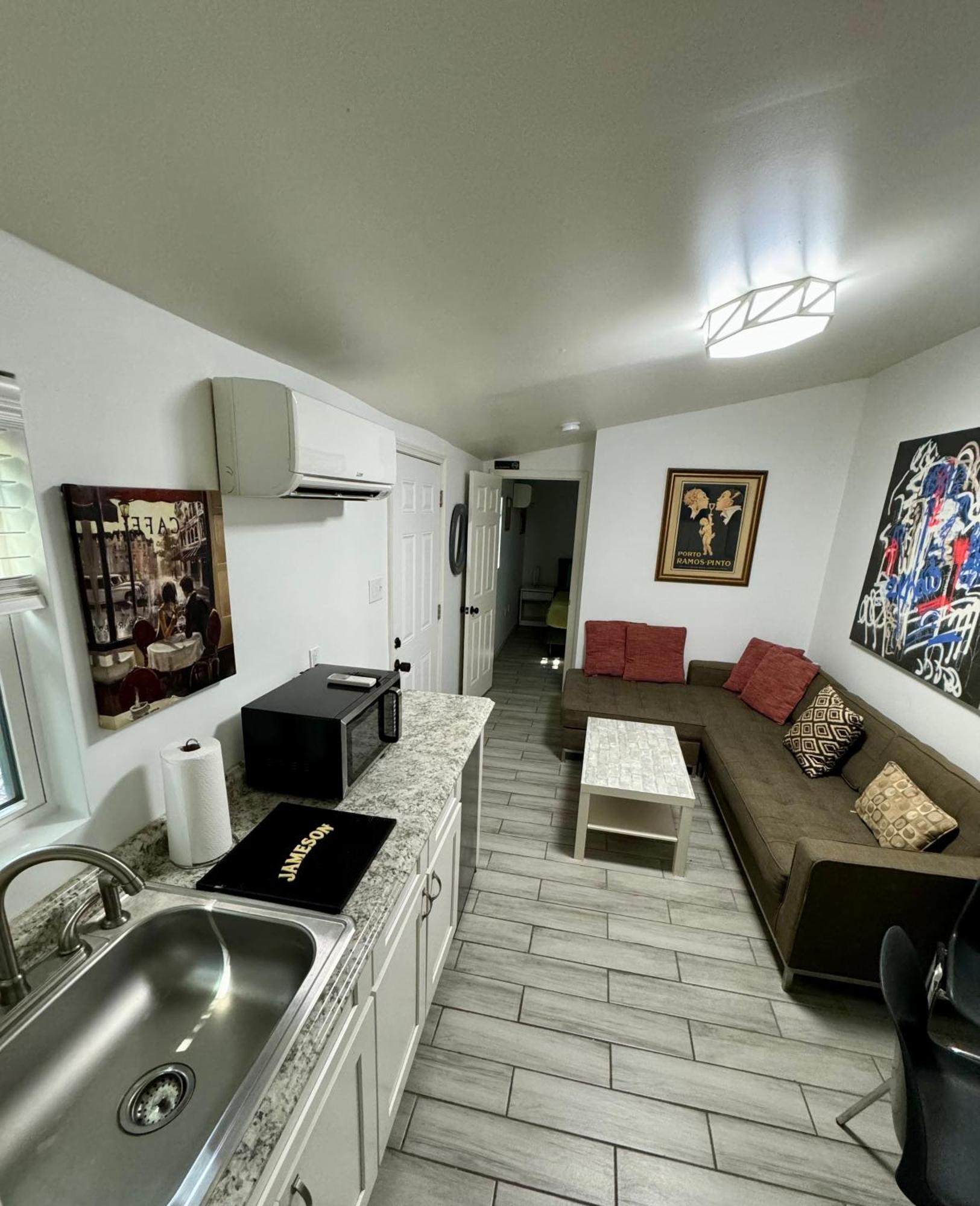 One Bedroom Apartment With Hot Tub 2 Blocks To Magazine Street New Orleans Exteriör bild